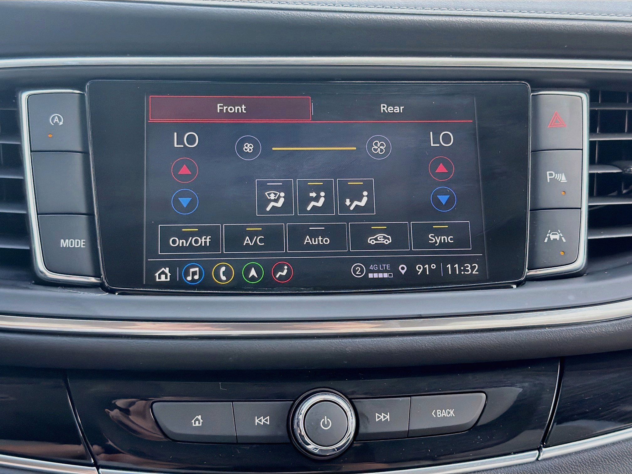 Used 2024 Buick Enclave Avenir w/ Avenir Technology Package FWD image 36