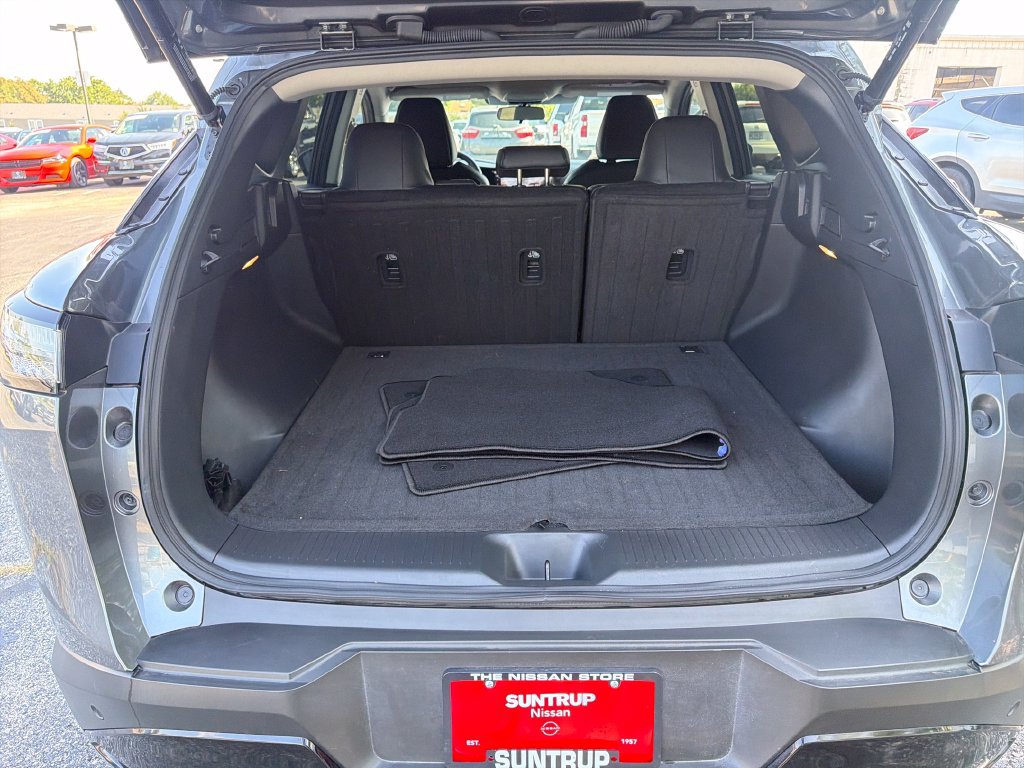 Certified 2025 Nissan Murano SV FWD image 27