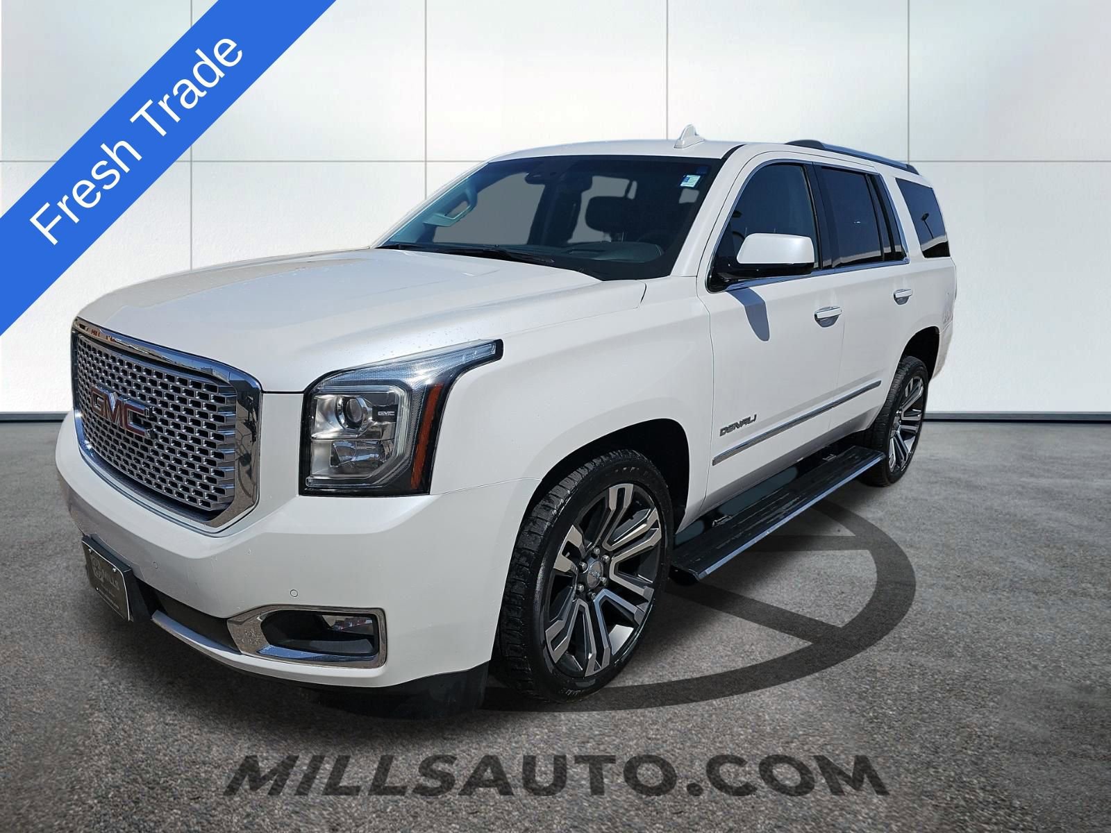 Used 2017 GMC Yukon Denali w/ Open Road Package AWD/4WD image 1