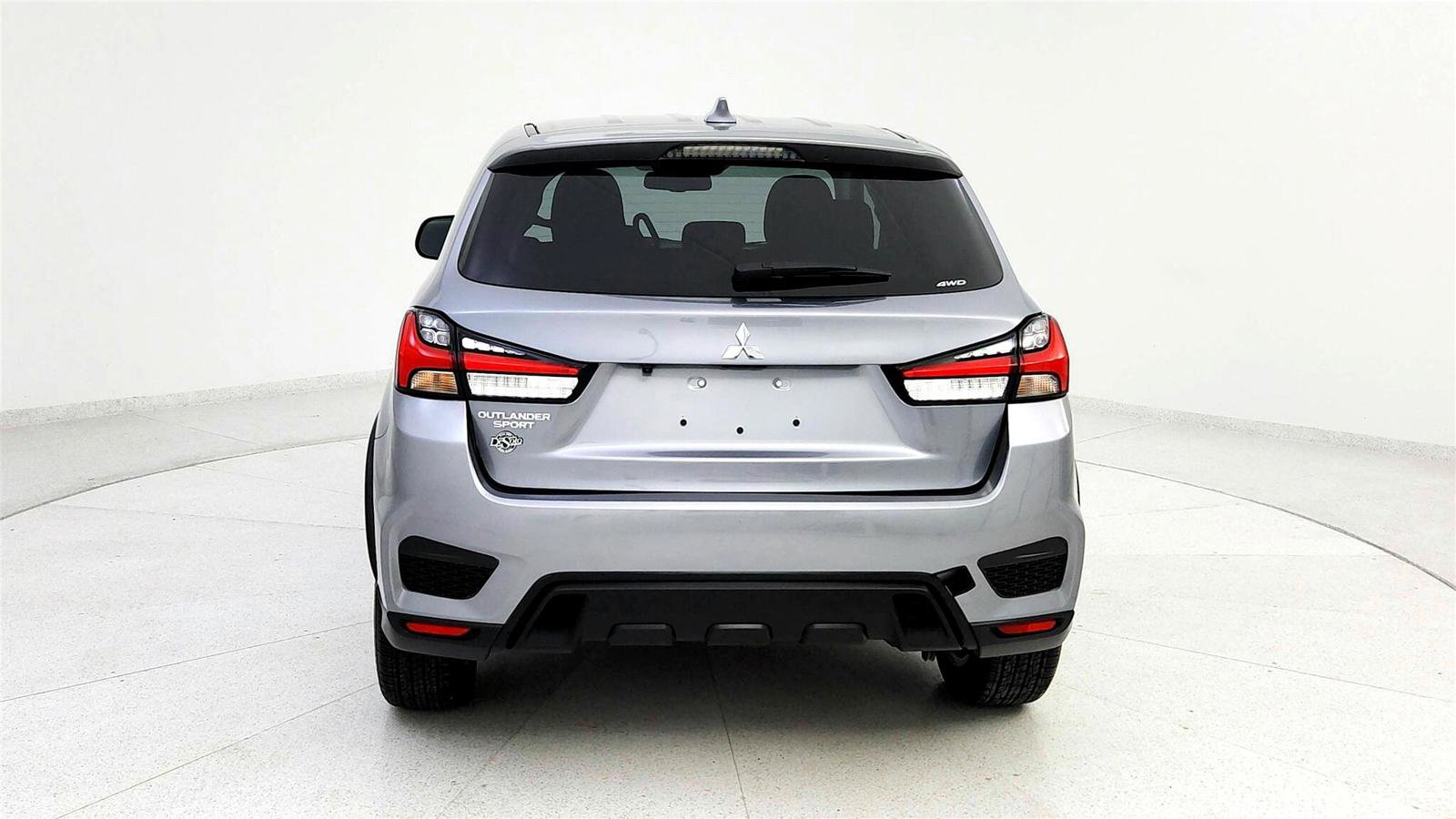 Used 2024 Mitsubishi Outlander Sport ES image 3
