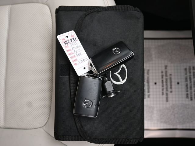 Used 2023 MAZDA CX-5 AWD 2.5 S w/ Preferred Package image 12