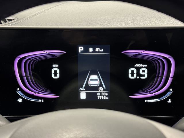 Used 2023 Kia Sportage EX image 16