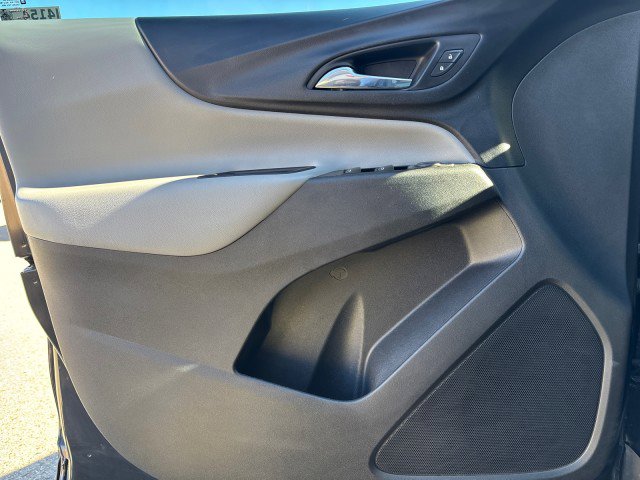 Used 2021 Chevrolet Equinox LS image 8