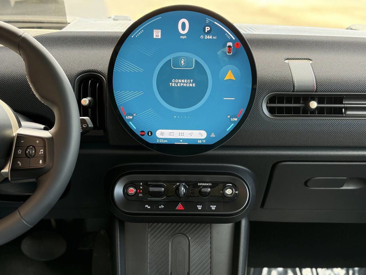 Used 2025 MINI Cooper 2-Door Hardtop FWD image 25