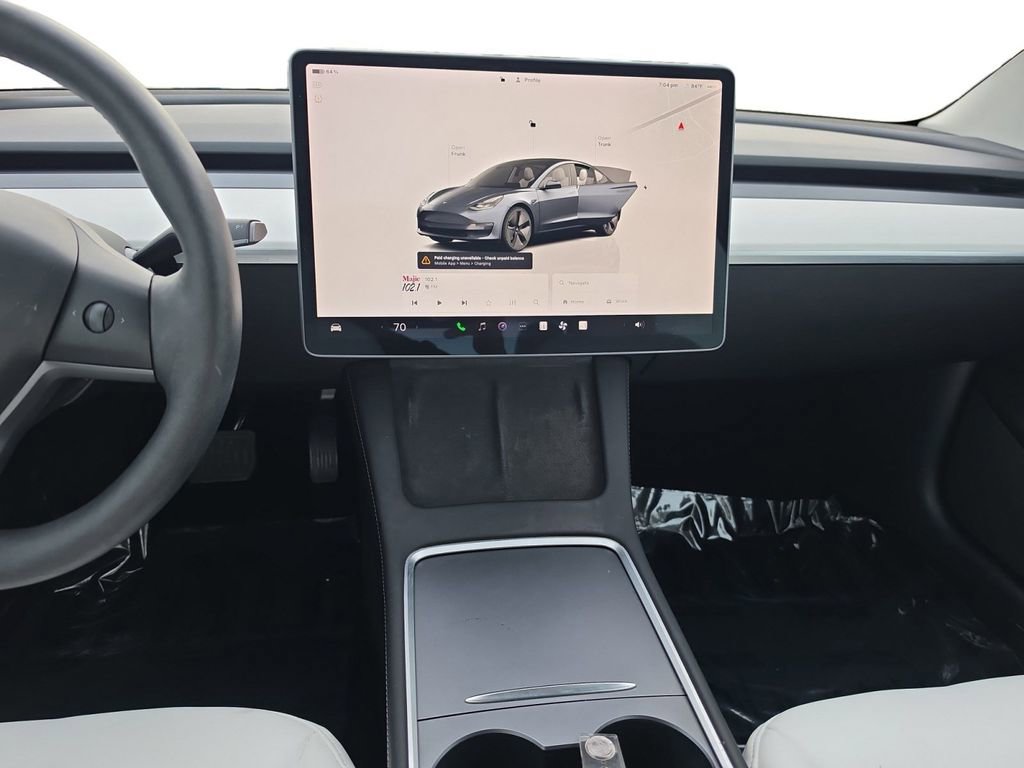 Used 2023 Tesla Model 3 Standard Range image 11