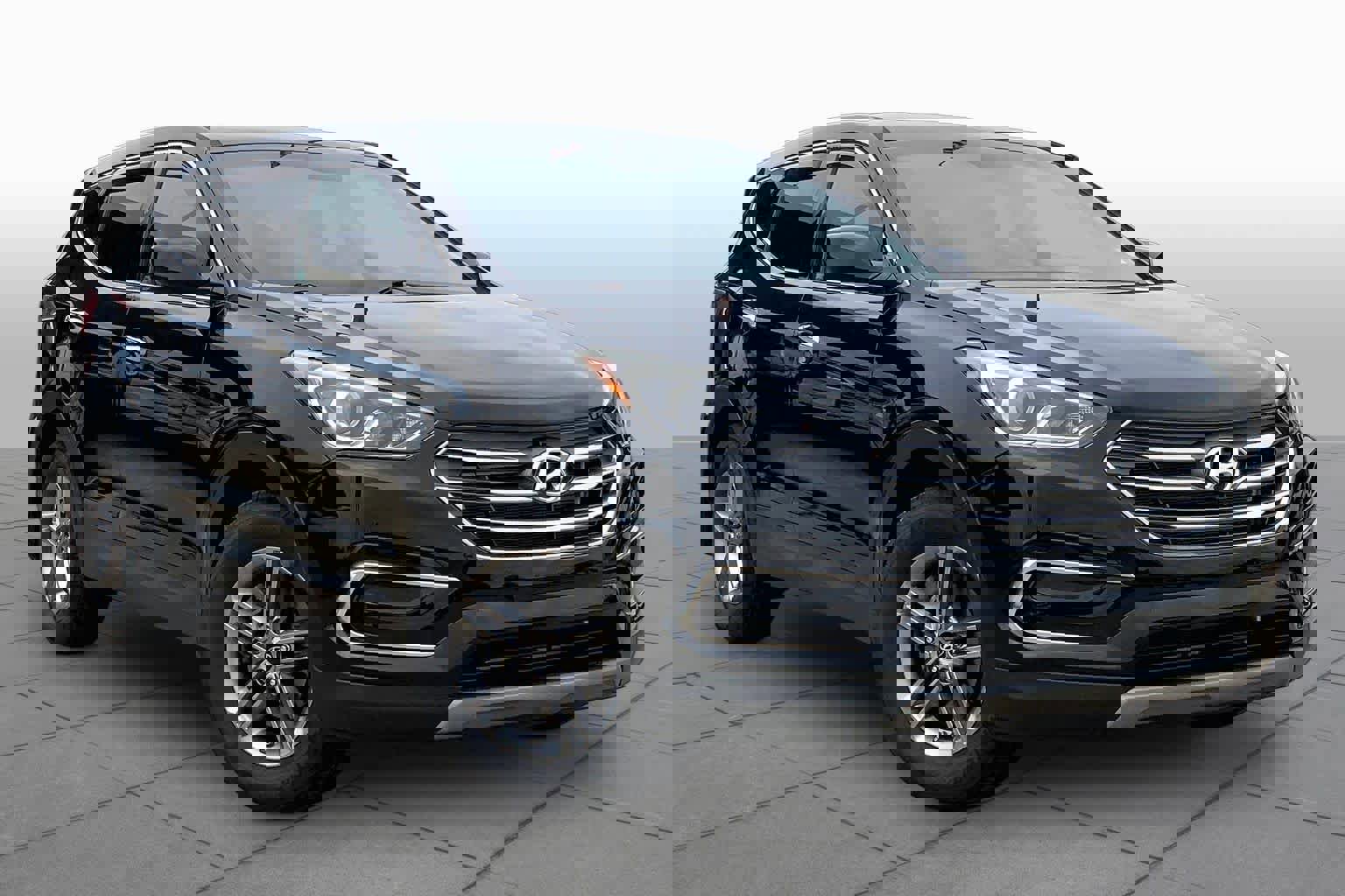 Used 2017 Hyundai Santa Fe Sport w/ Cargo Package AWD/4WD image 3