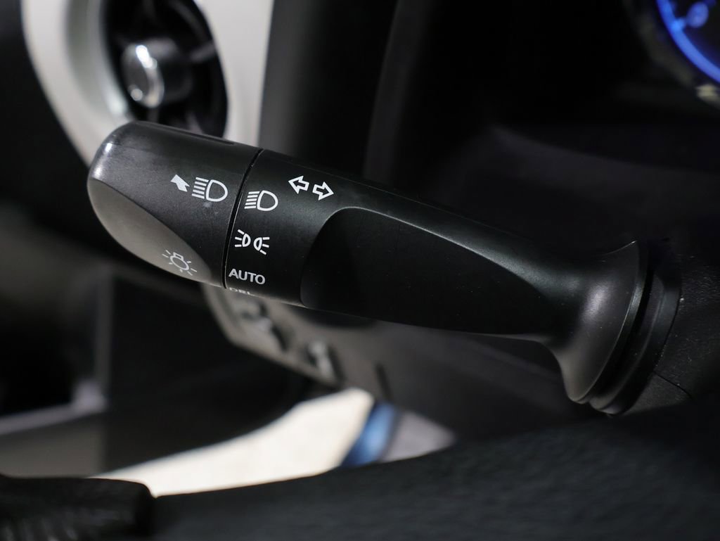 Used 2017 Toyota Corolla LE w/ Carpet Mat Package (TMS) image 33