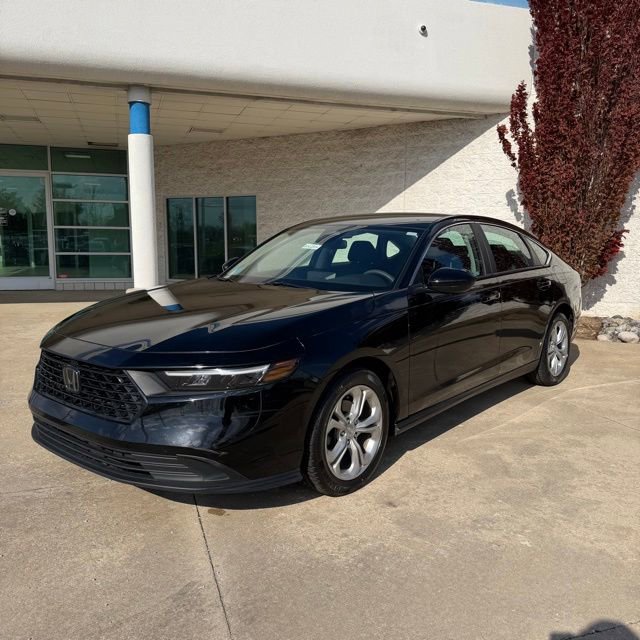 Certified 2023 Honda Accord LX image 1