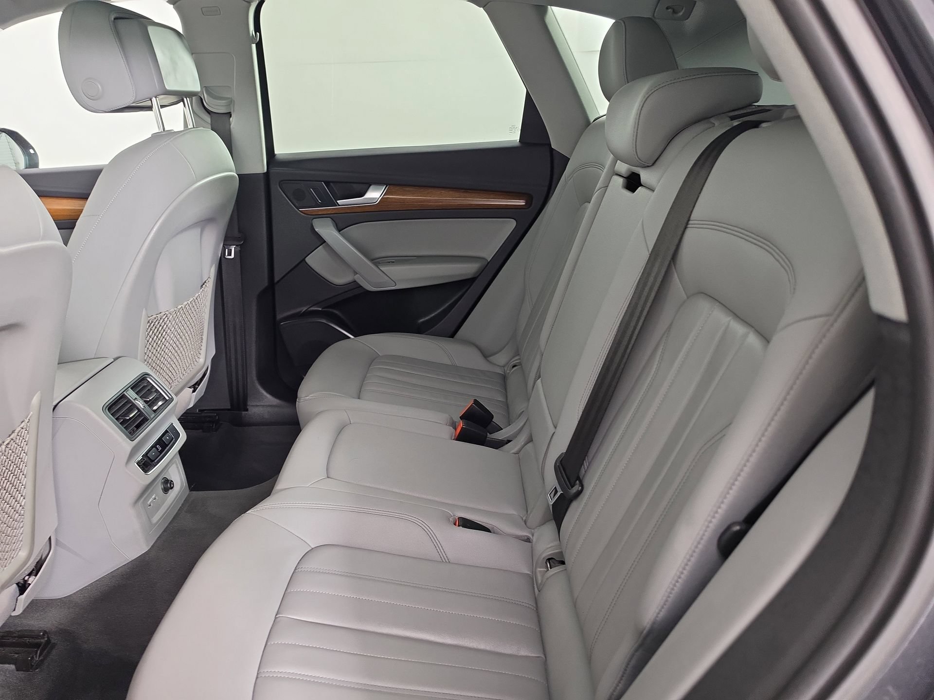 Certified 2023 Audi Q5 2.0T Premium w/ Convenience Package AWD/4WD image 40