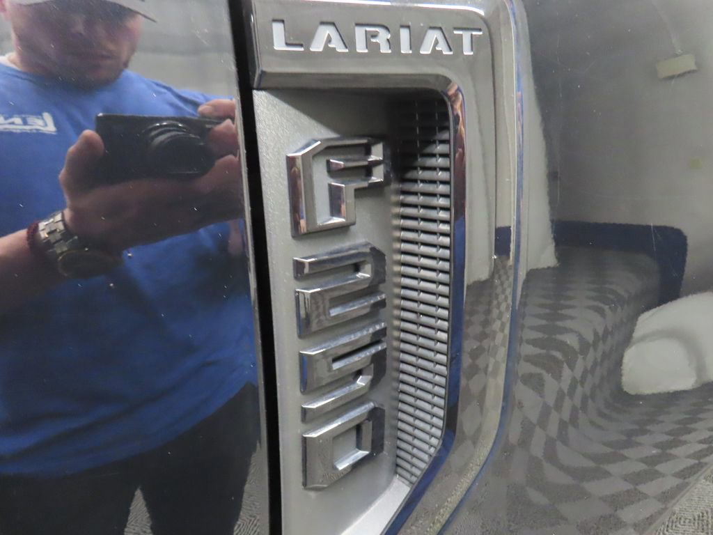 Used 2022 Ford F250 Lariat w/ Black Appearance Pkg AWD/4WD image 51