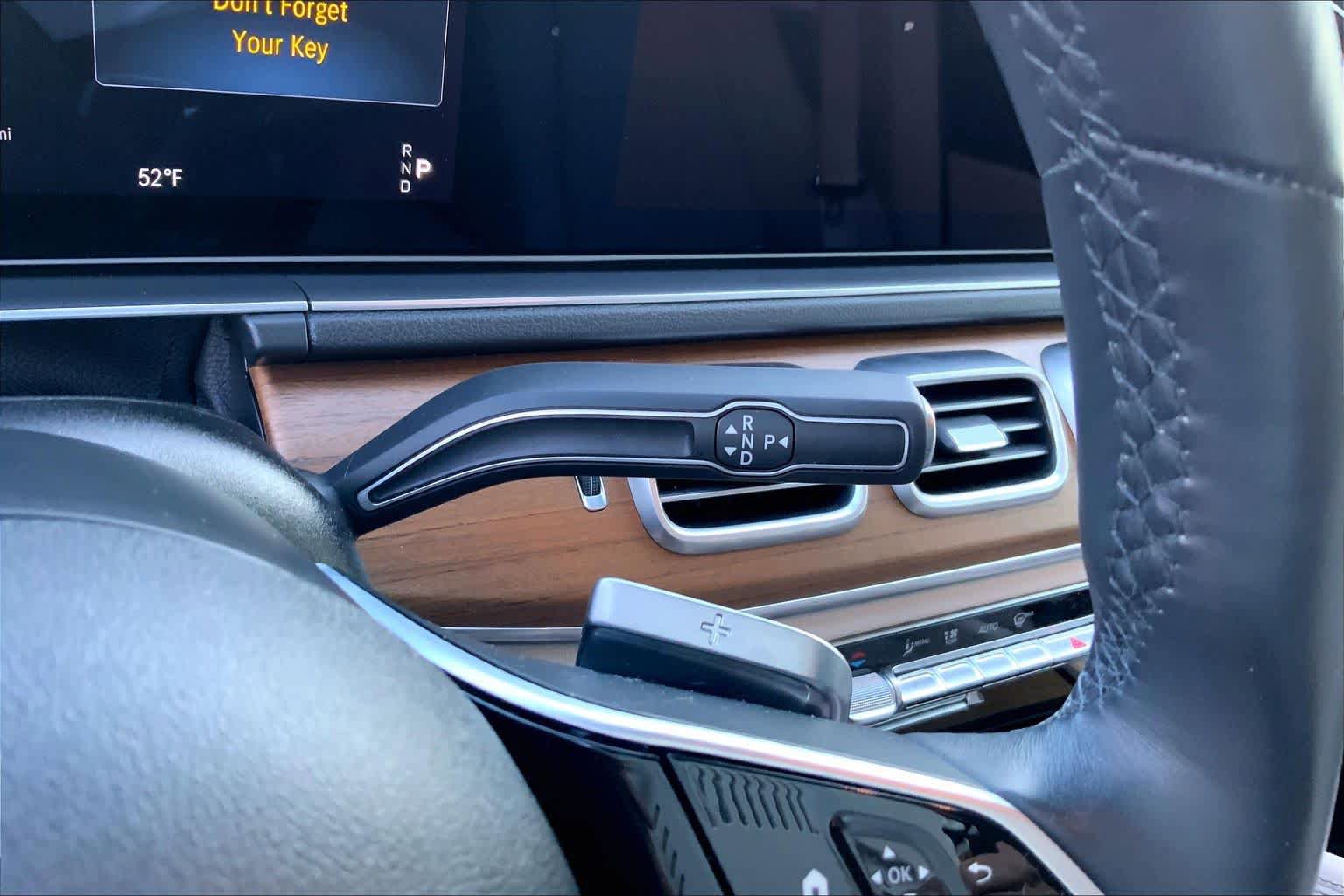 Used 2024 Mercedes-Benz GLE 450 4MATIC image 16