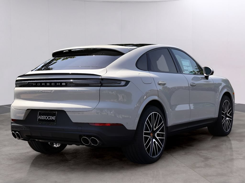 New 2026 Porsche Cayenne S AWD/4WD image 8