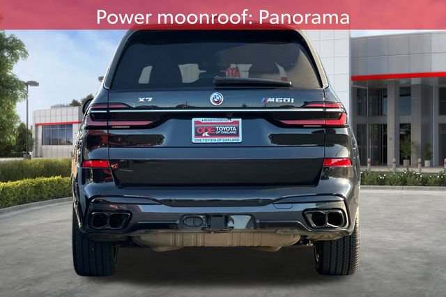 Used 2023 BMW X7 M60i w/ Executive Package image 6