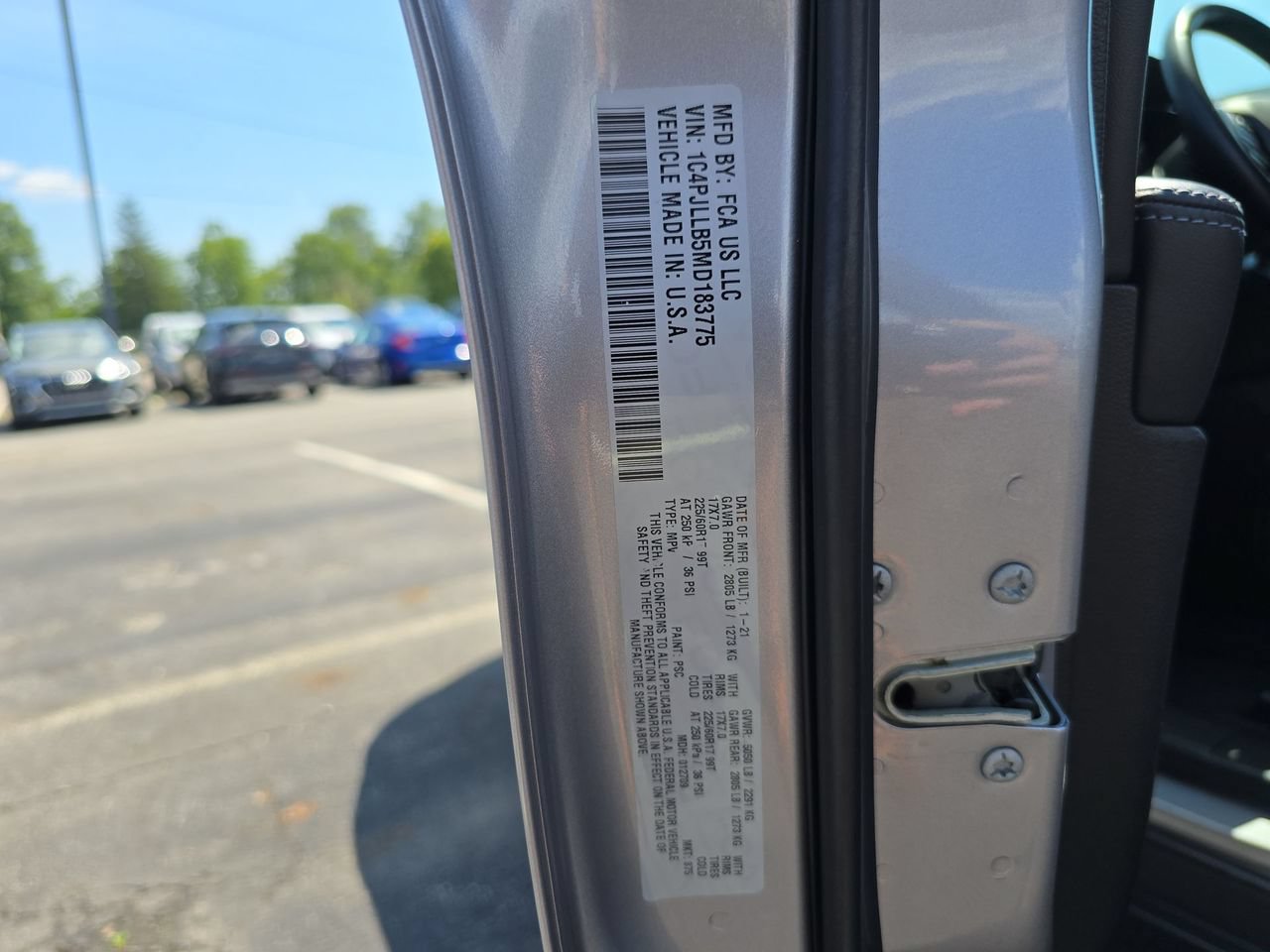 Used 2021 Jeep Cherokee Latitude Plus FWD image 37