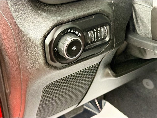 Used 2021 Jeep Wrangler Unlimited Sahara w/ Uconnect 4C Nav & Sound Group image 10