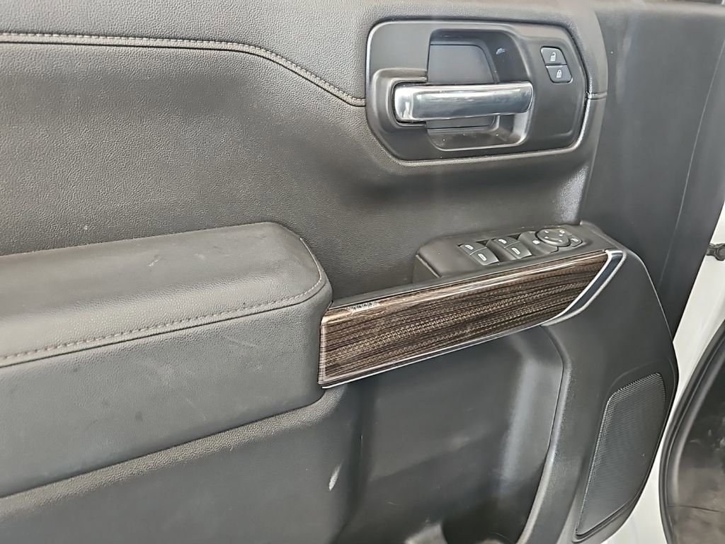 Used 2020 Chevrolet Silverado 1500 LT w/ Convenience Package image 9