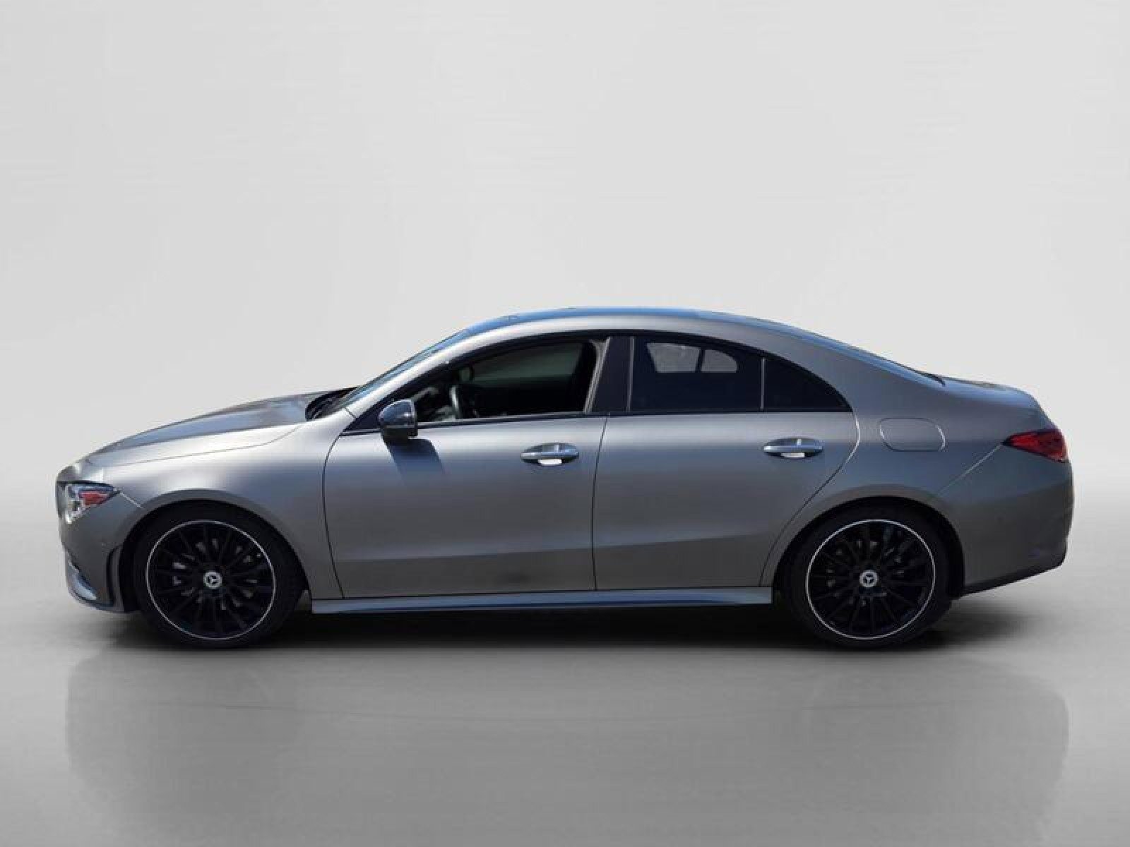 Certified 2022 Mercedes-Benz CLA 250 image 2