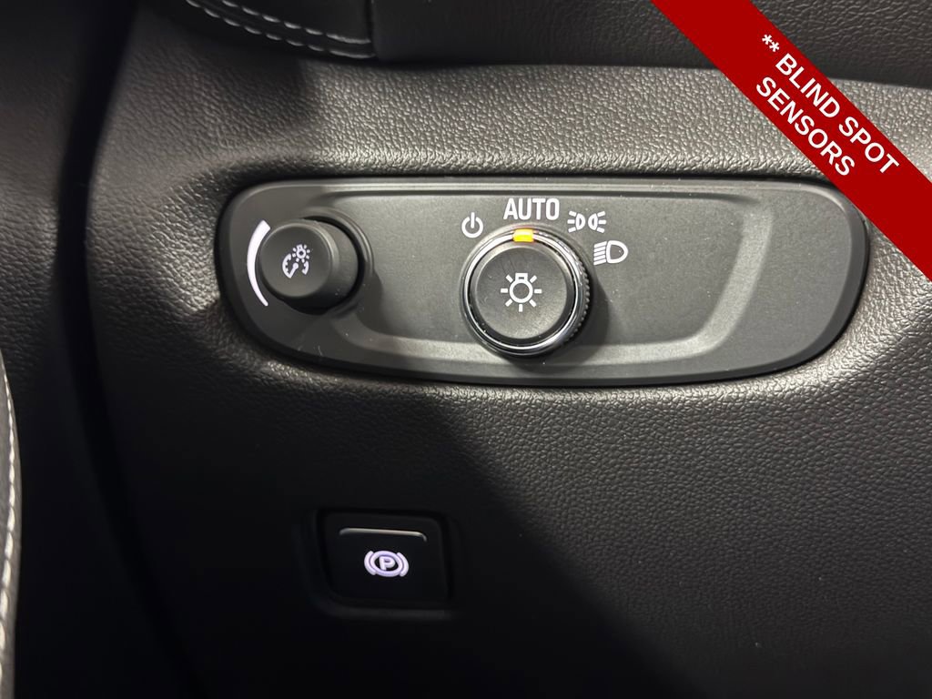 Used 2023 Chevrolet Blazer LT w/ Driver Confidence Package image 21