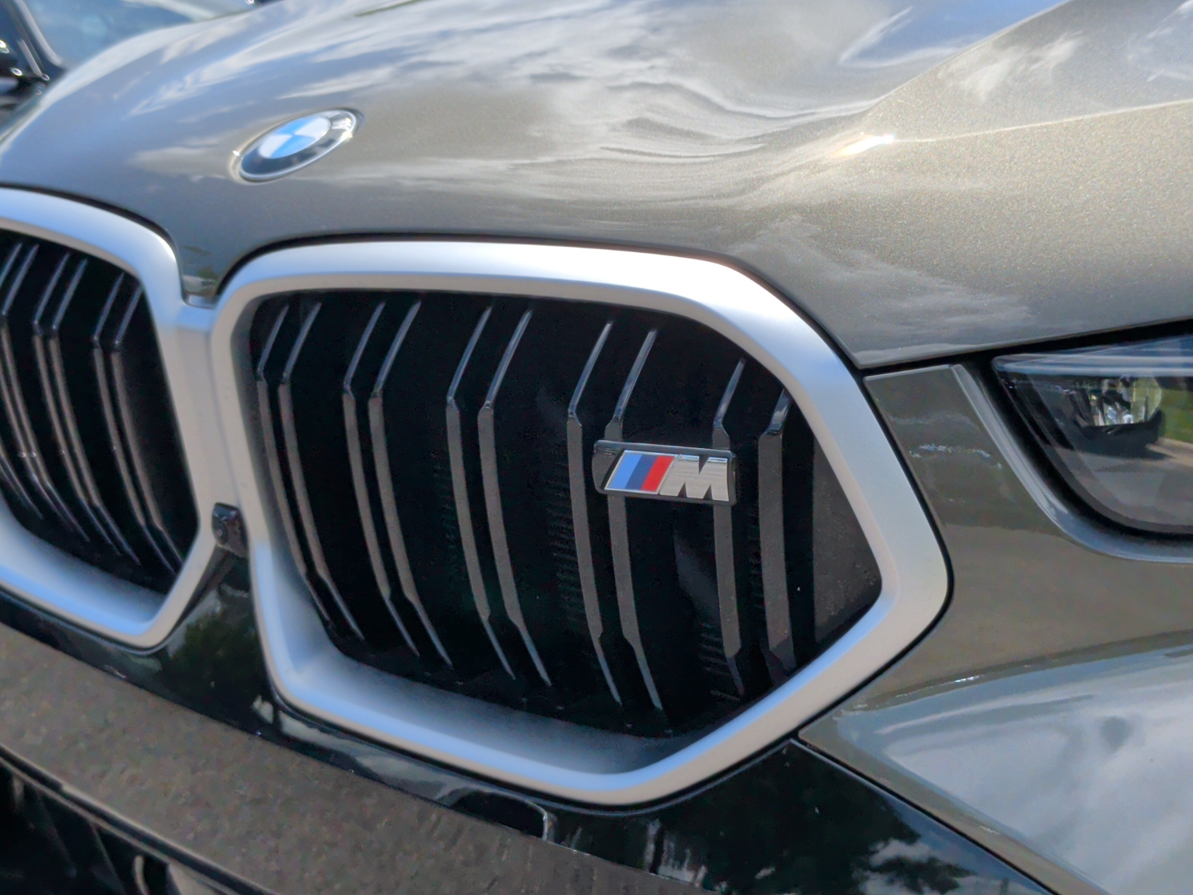 Certified 2026 BMW X6 M60i AWD/4WD image 13