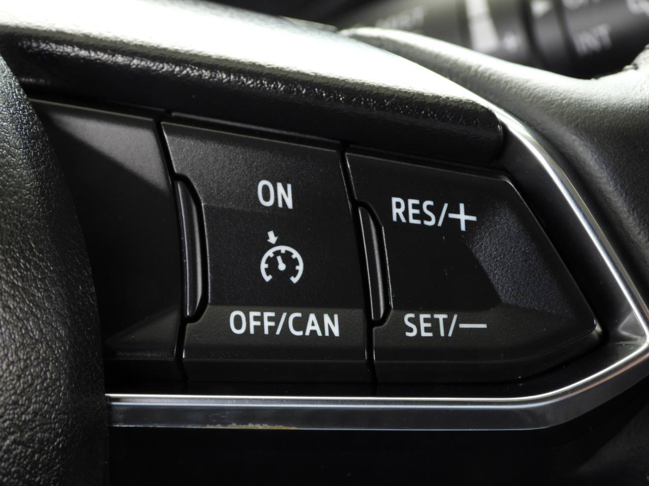 Used 2020 Toyota Yaris XLE FWD image 67