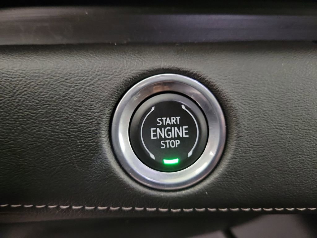 Used 2023 Cadillac Escalade ESV Sport w/ LPO, ONYX Package image 28