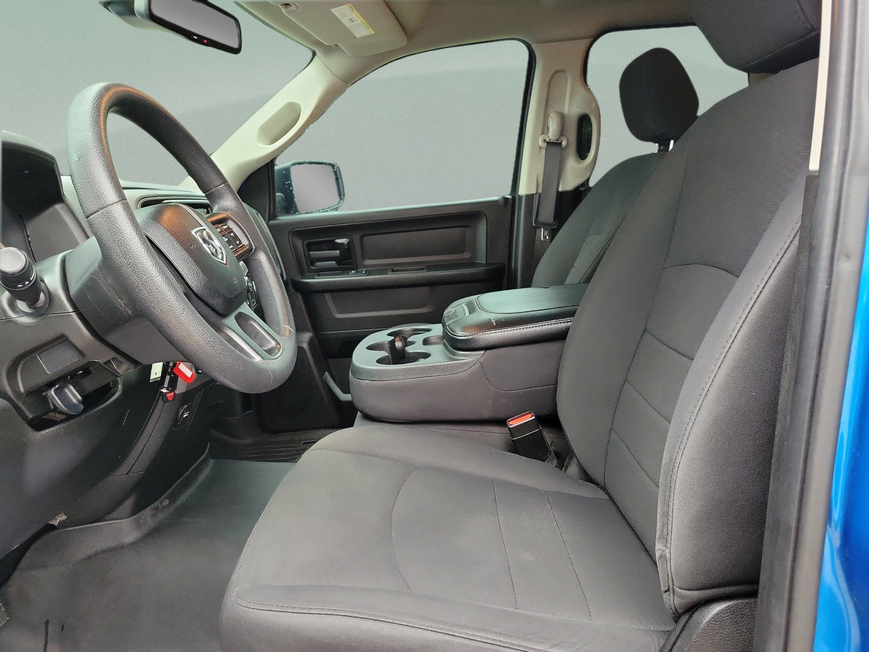 Used 2019 RAM 1500 Express w/ Express Value Package AWD/4WD image 15