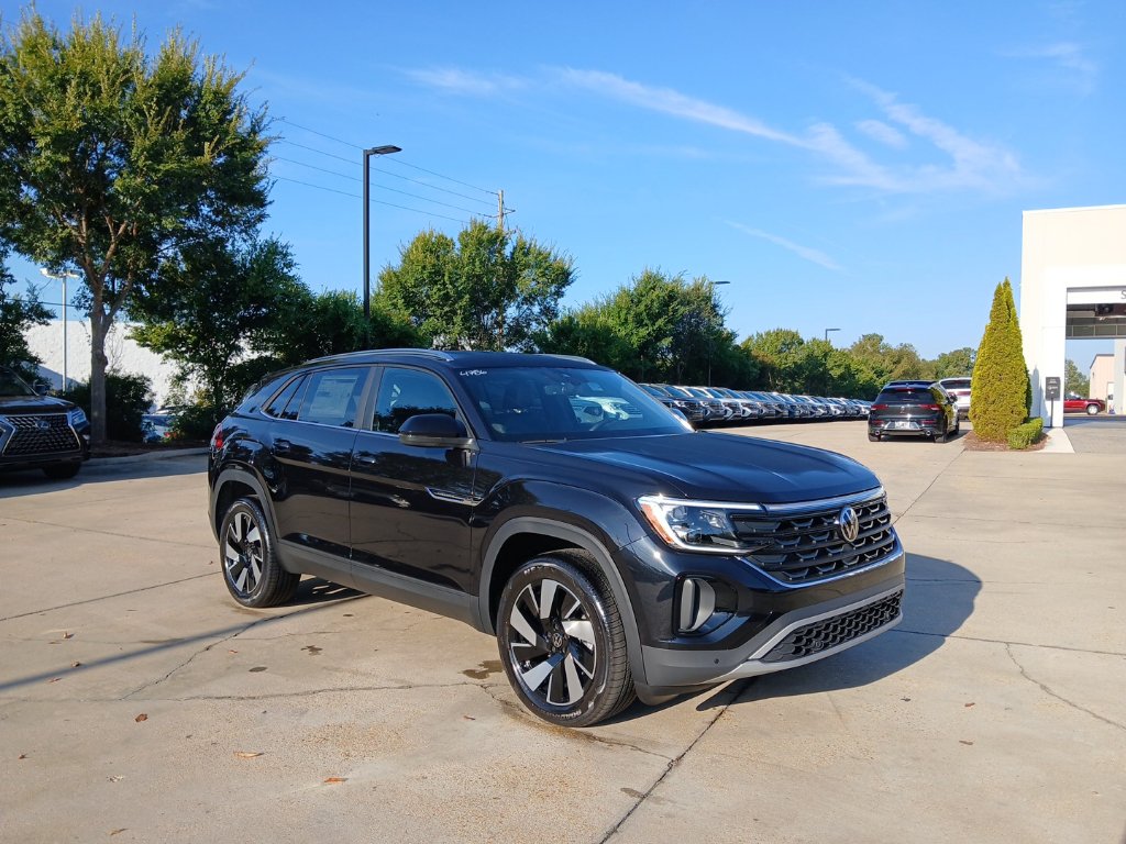 New 2026 Volkswagen Atlas Cross Sport SE