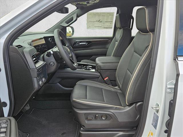 New 2026 Chevrolet Suburban Premier image 15