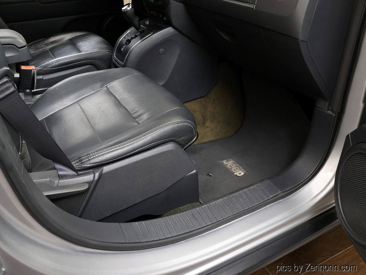 Used 2016 Jeep Patriot High Altitude FWD image 31