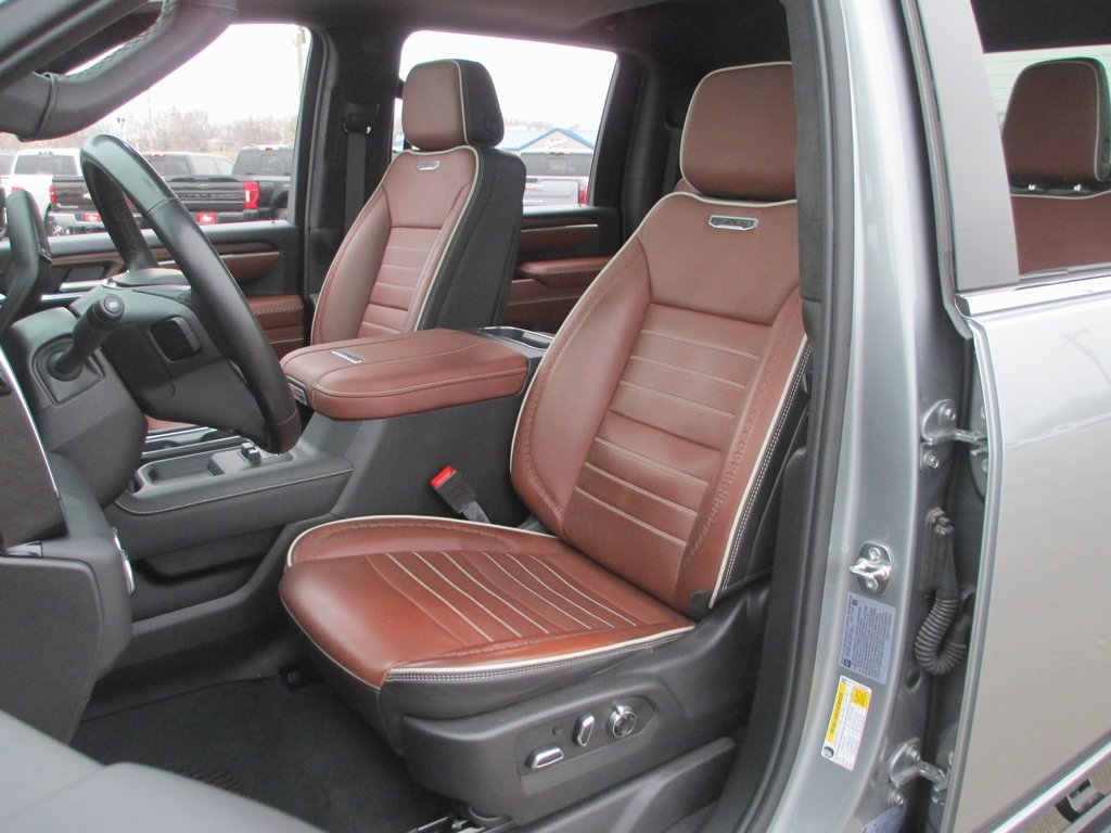 Certified 2025 GMC Sierra 3500 Denali Ultimate image 22