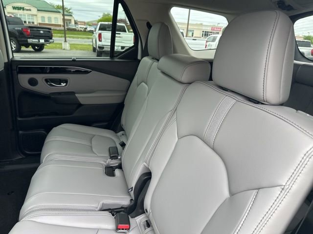 Used 2025 Honda Pilot EX-L image 28