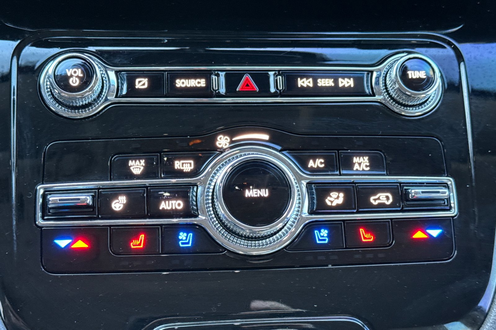 Certified 2021 Lincoln Corsair AWD w/ Equipment Group 101A image 21