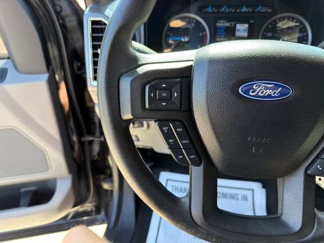 Used 2017 Ford F250 XLT w/ XLT Premium Package AWD/4WD image 34
