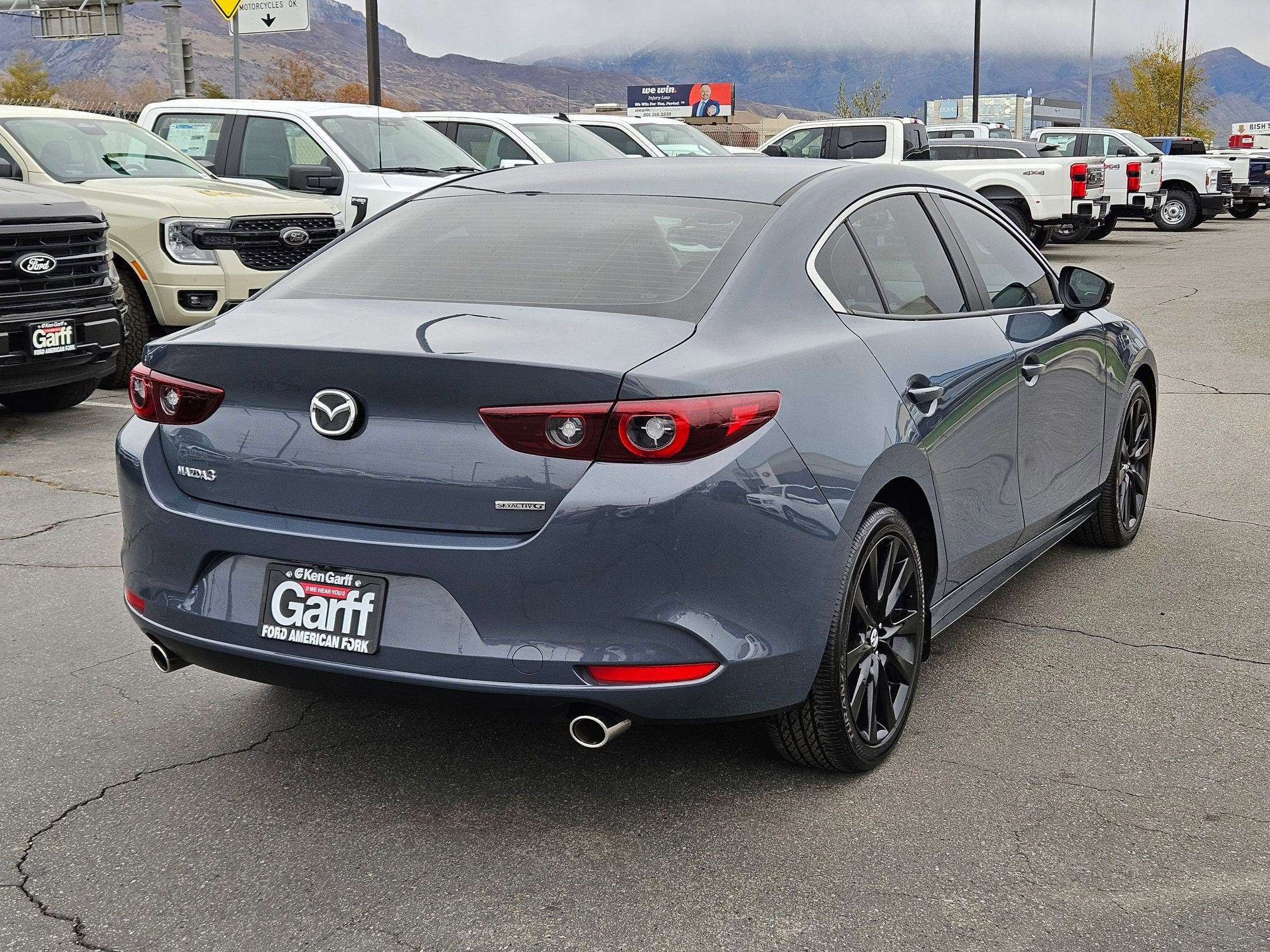 Used 2023 MAZDA MAZDA3 s image 3