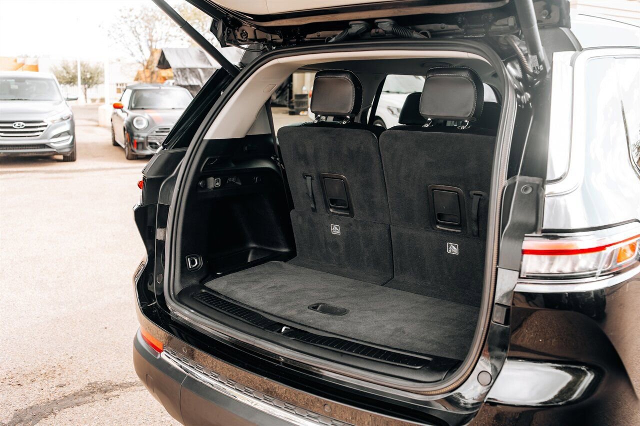 Used 2023 Jeep Grand Cherokee L Limited w/ Trailer Tow Group (B) image 38