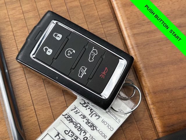 Used 2024 Jeep Grand Wagoneer L Series III AWD/4WD image 28
