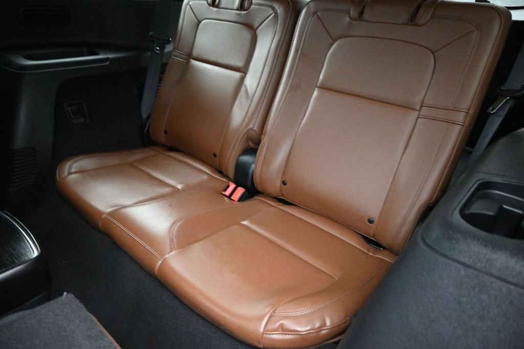 Used 2022 Lincoln Aviator Grand Touring w/ Equipment Group 301A AWD/4WD image 21