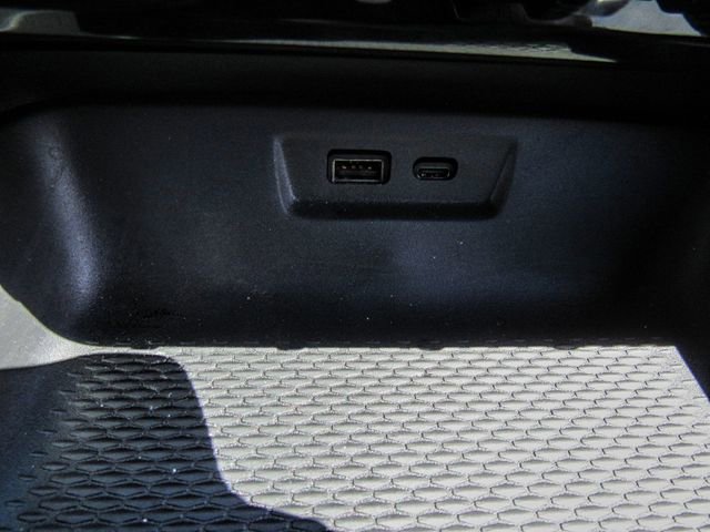 New 2025 GMC Terrain Elevation image 21