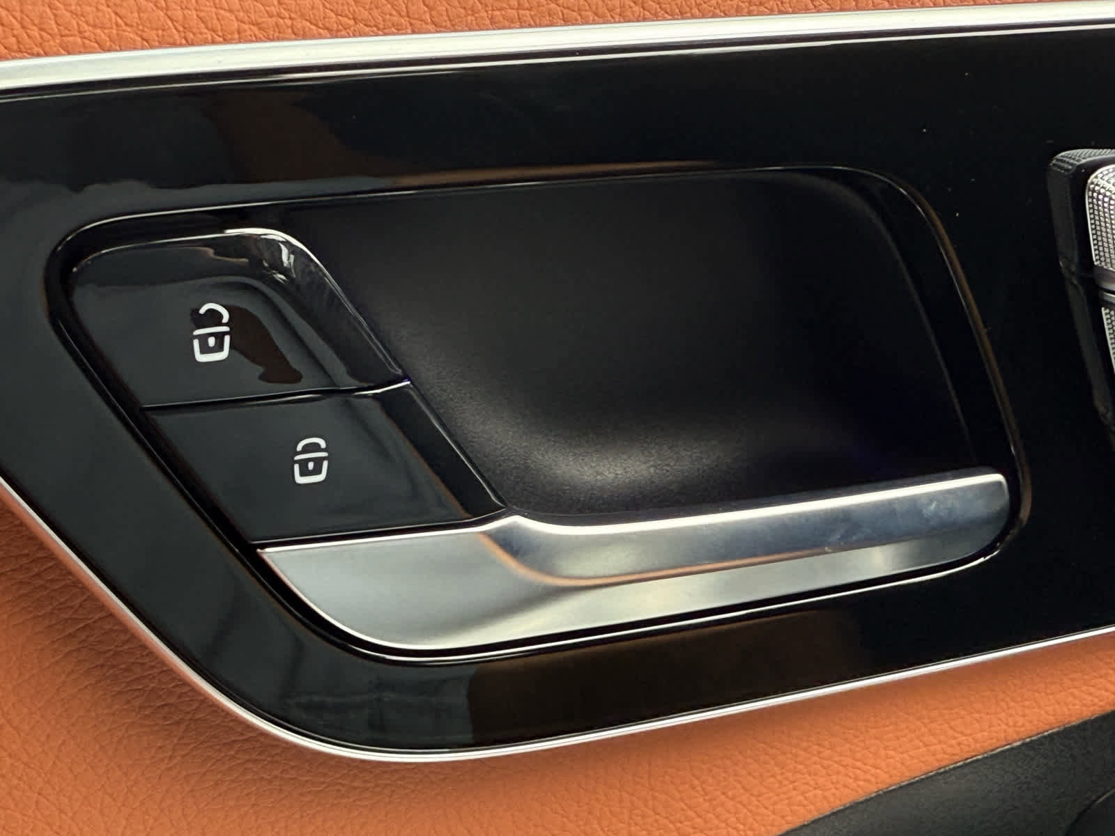 Used 2025 Mercedes-Benz C 300 4MATIC Sedan image 22