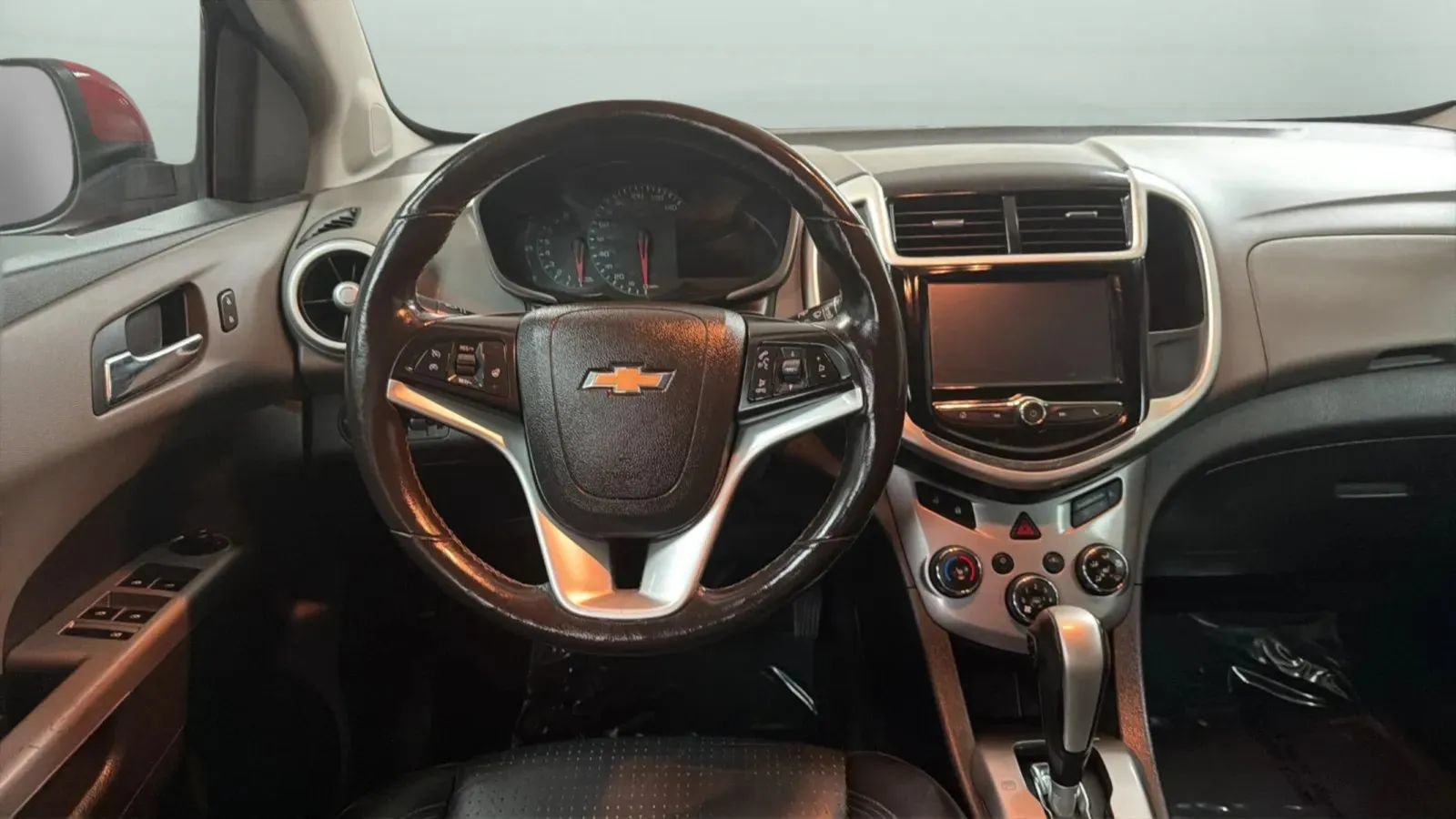 Used 2017 Chevrolet Sonic Premier FWD image 10