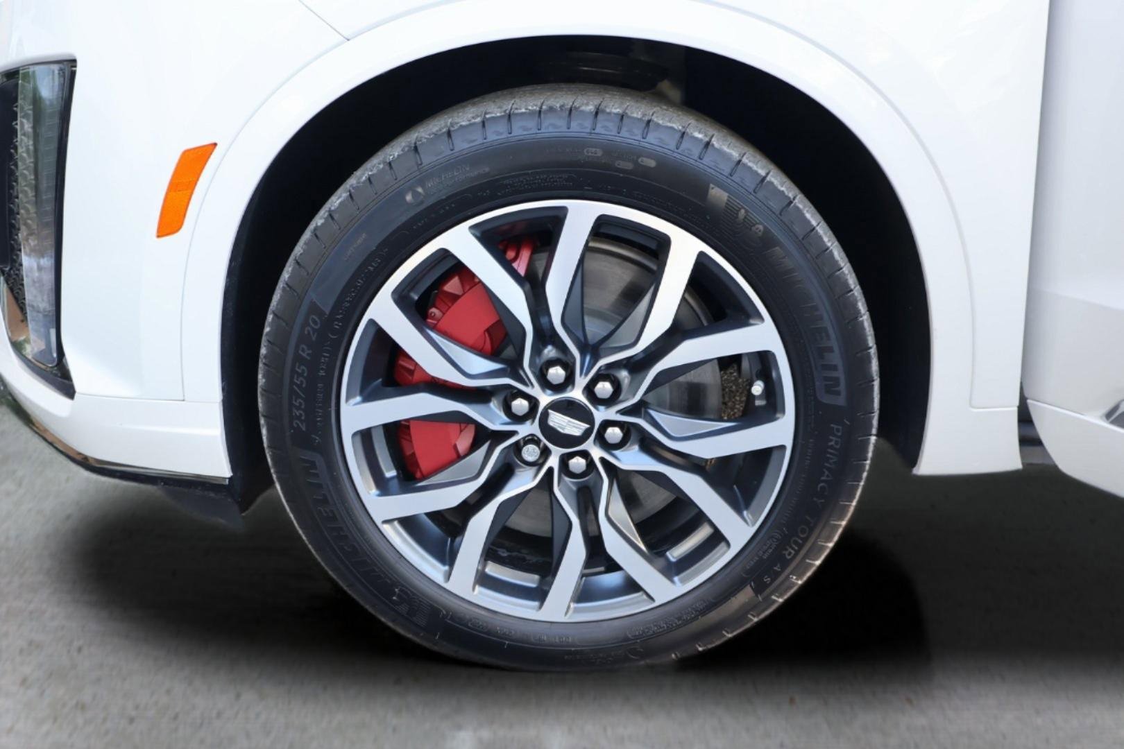 Certified 2025 Cadillac XT5 Premium Luxury image 9