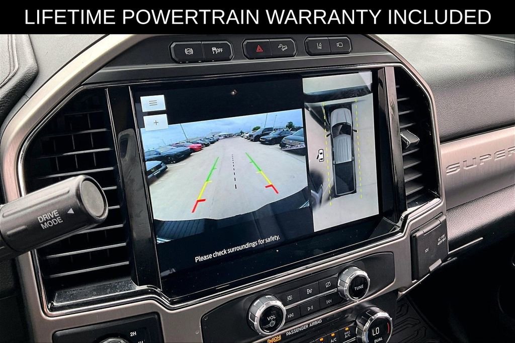 Used 2022 Ford F250 Platinum w/ FX4 Off-Road Package AWD/4WD image 29