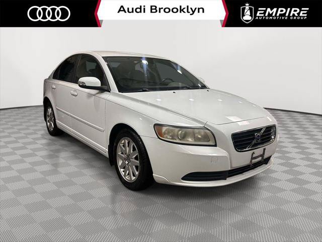Used 2008 Volvo S40 2.4i FWD image 1
