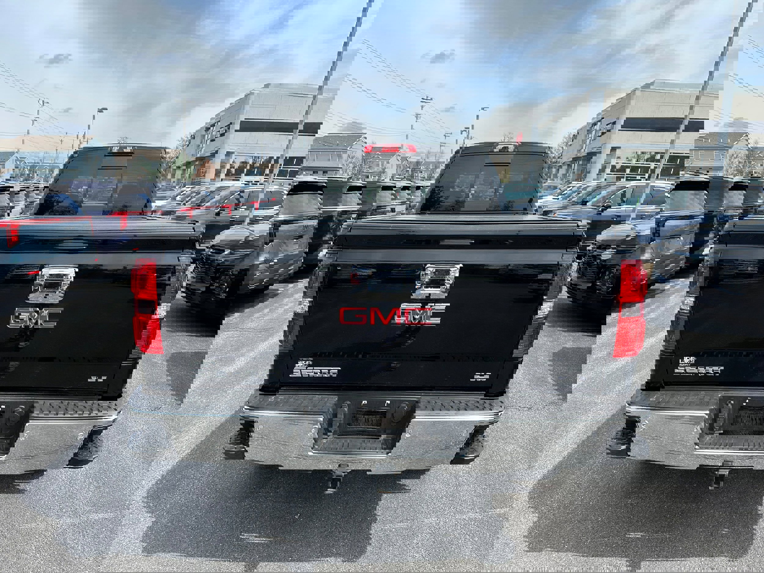 Used 2017 GMC Sierra 1500 SLE w/ SLE Value Package image 6