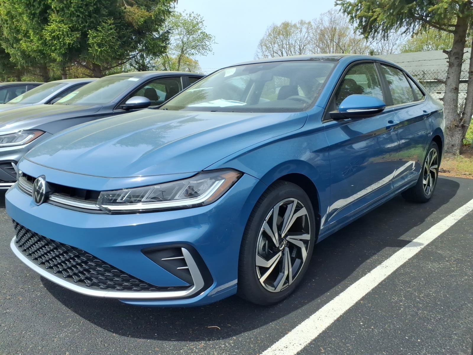 New 2026 Volkswagen Jetta SEL image 4