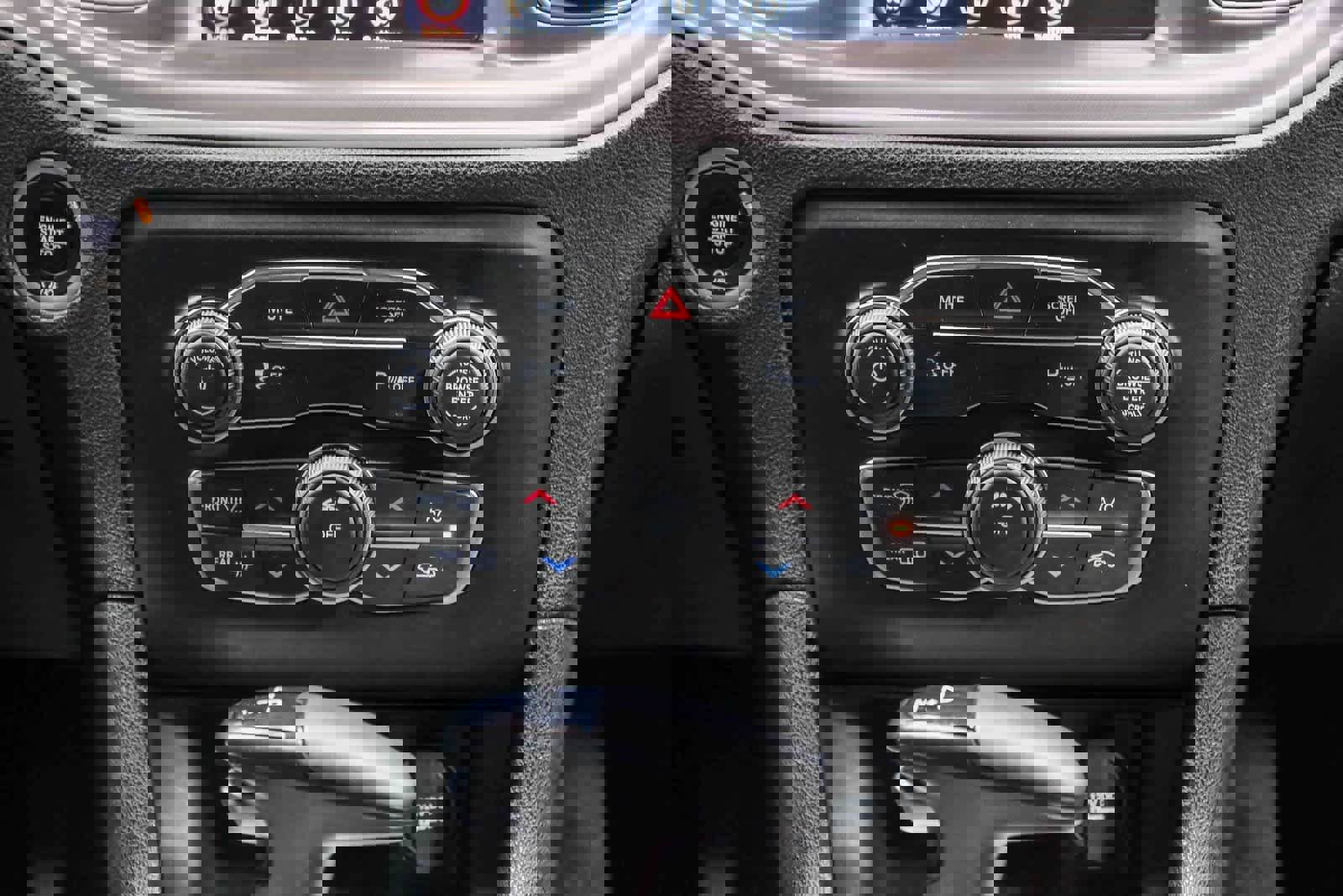 Used 2023 Dodge Charger SXT image 15