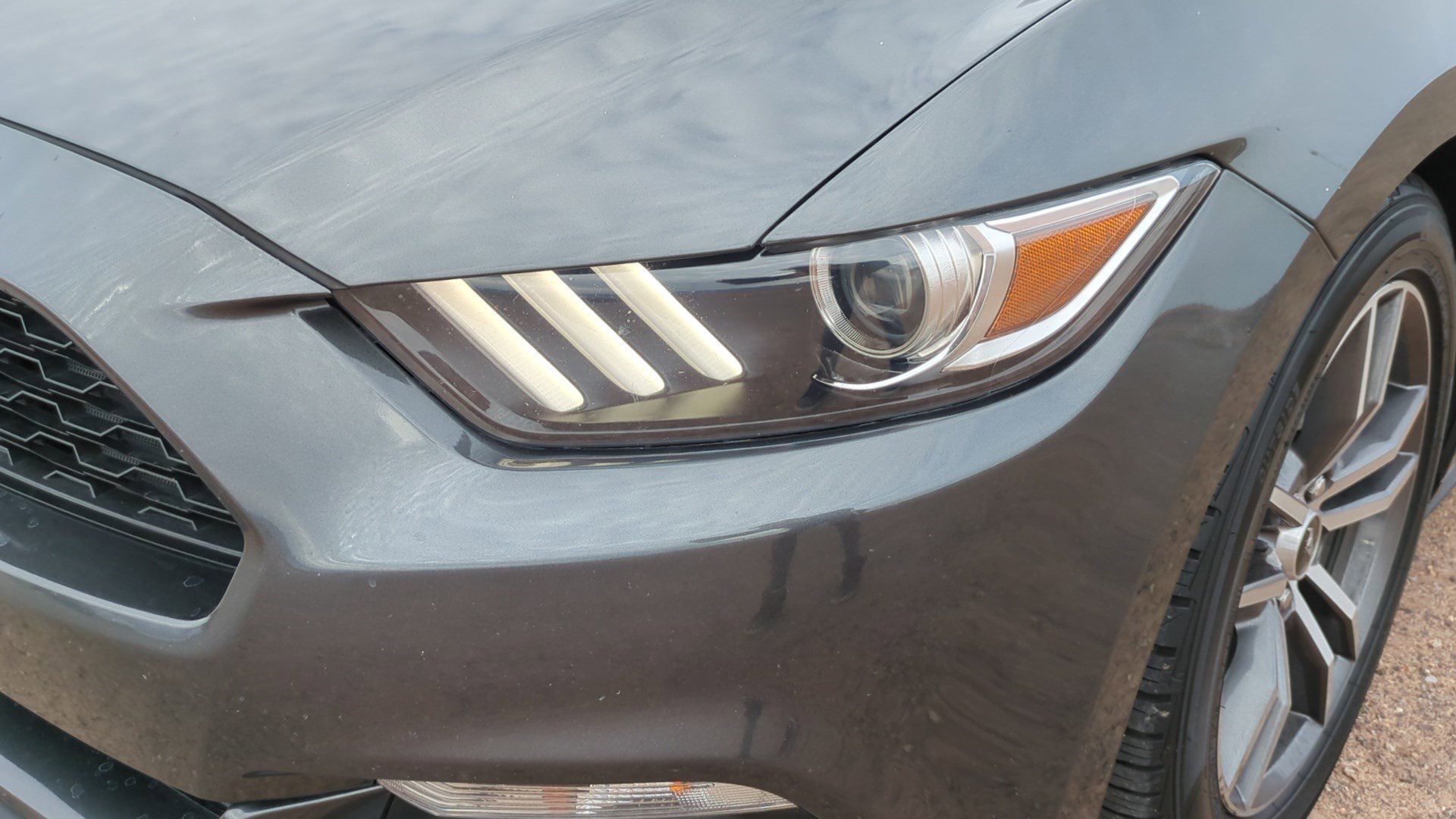 Used 2017 Ford Mustang Coupe image 10