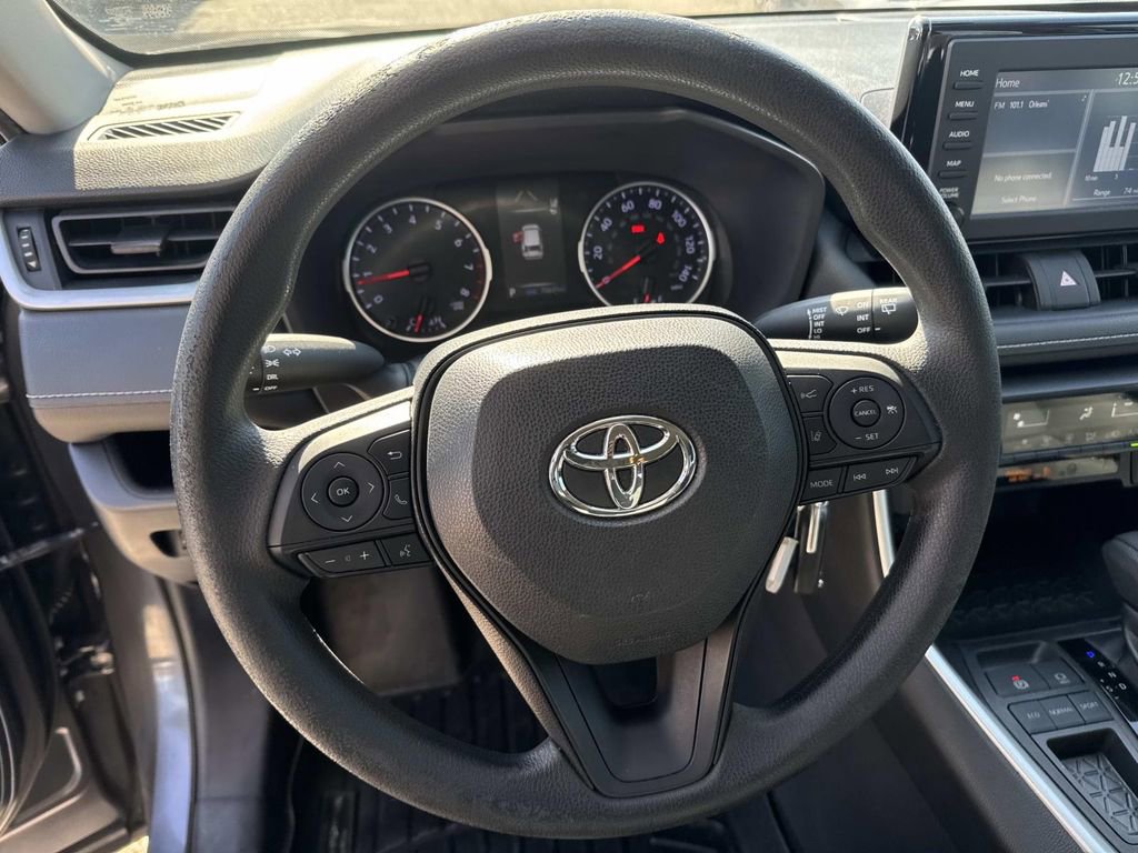 Used 2019 Toyota RAV4 LE image 23