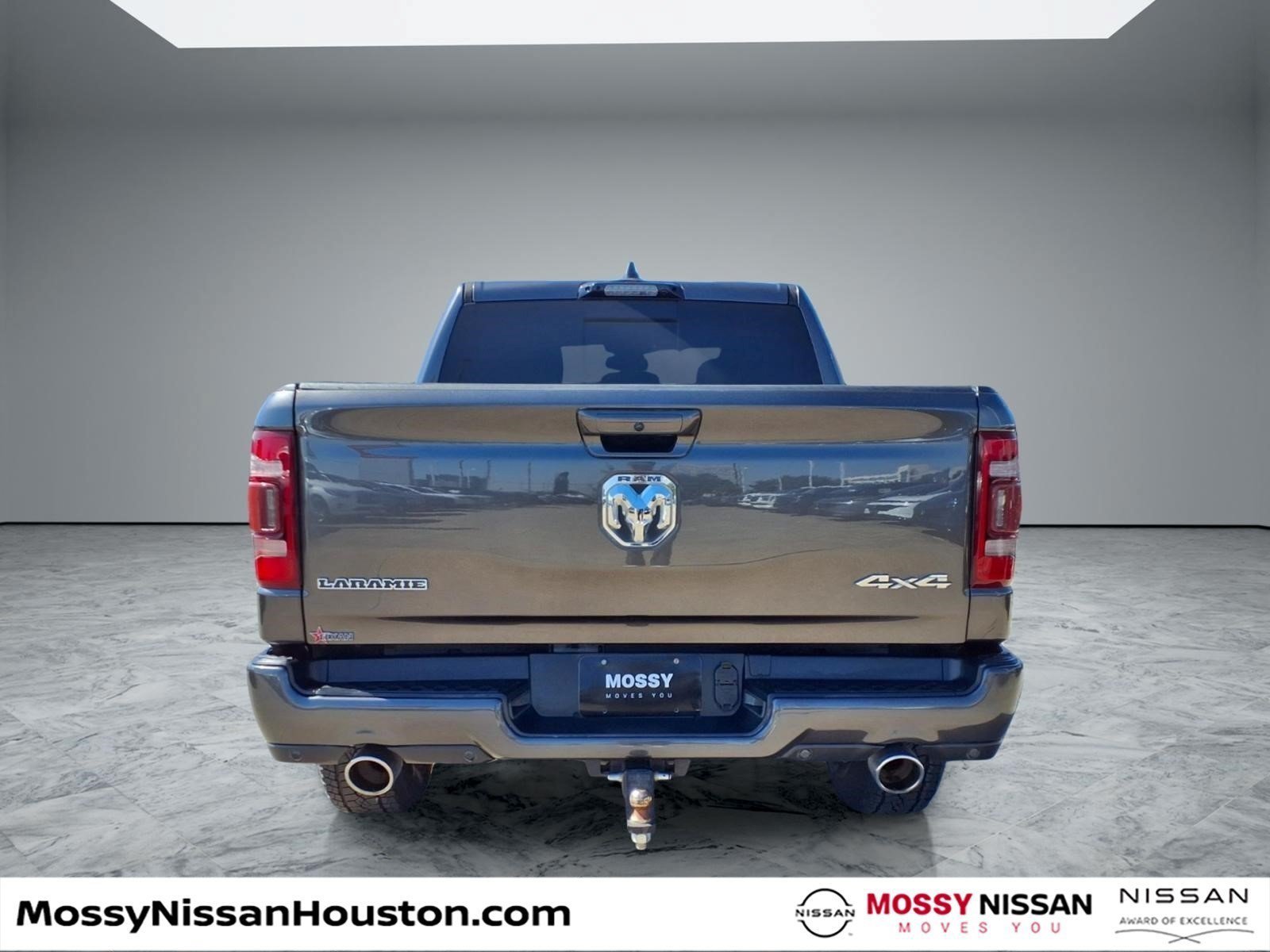 Used 2020 RAM 1500 Laramie w/ Sport Appearance Package AWD/4WD image 6