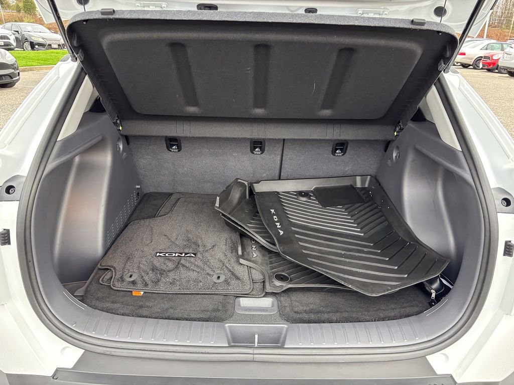 Used 2025 Hyundai Kona SEL image 40